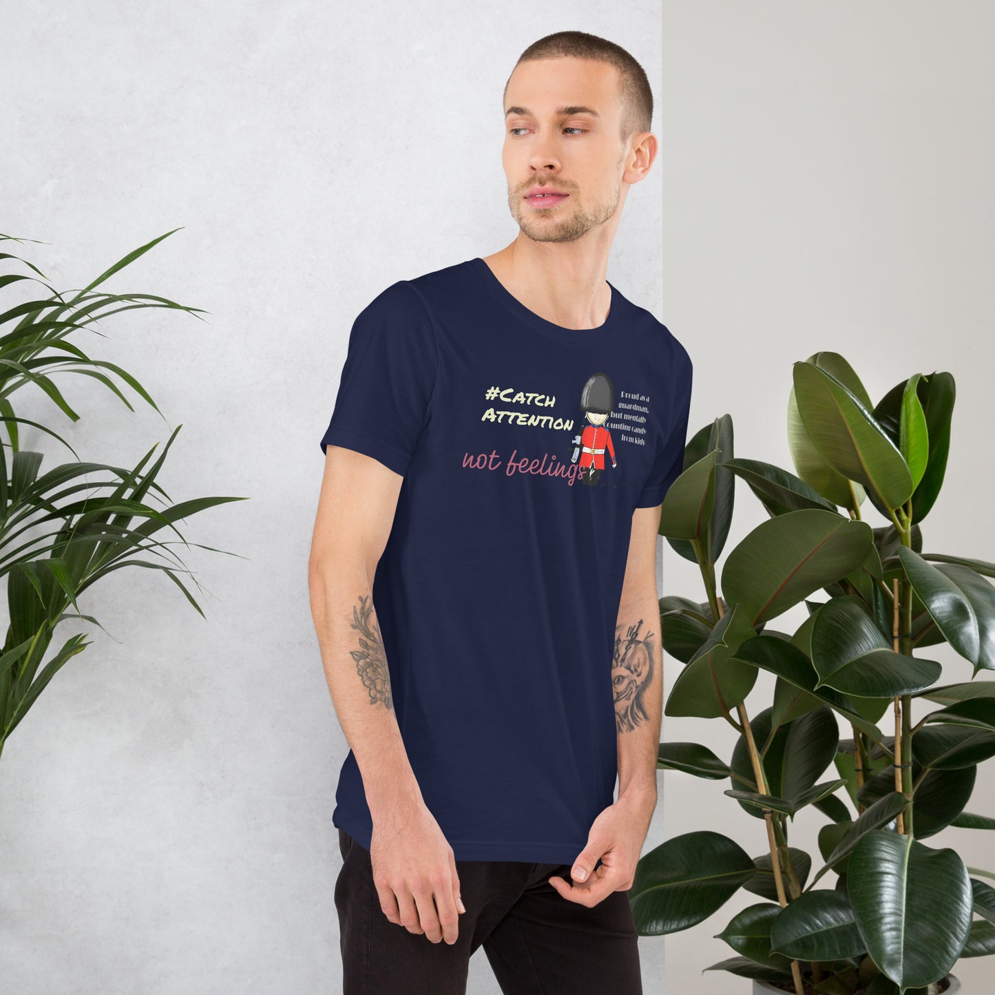 ユニセックス ガードマン Tシャツ - 遊び心あふれるクラシックな英国スタイルTシャツ | FunWearCode